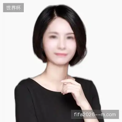 何英